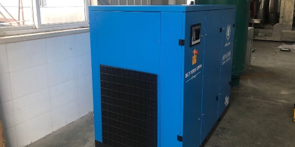 雨季來臨，螺桿空壓機防雨防潮攻略！