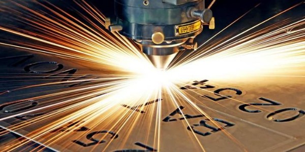 激光切割專用空壓機，為激光切割設備提供高品質的壓縮空氣